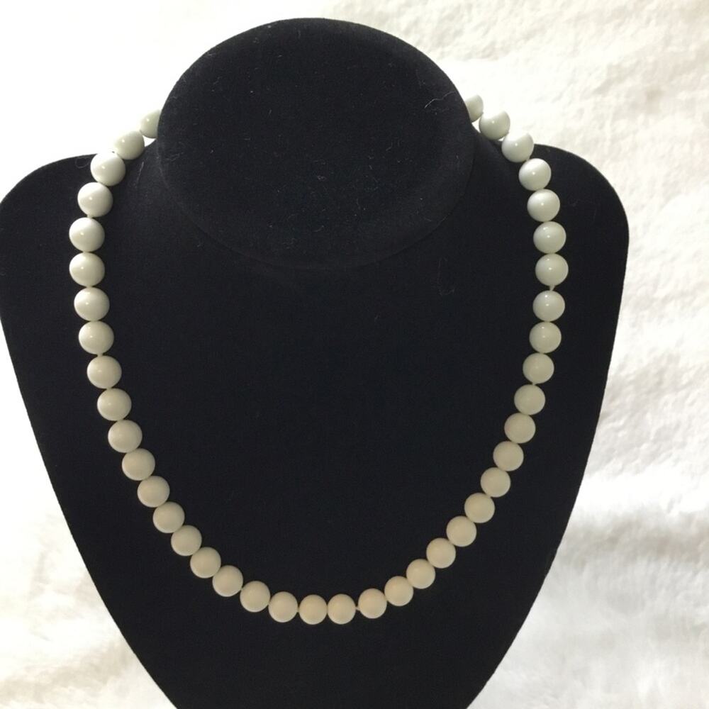 White Beads Necklace